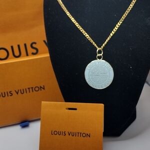 Louis Vuitton Trunks & Bags Charm